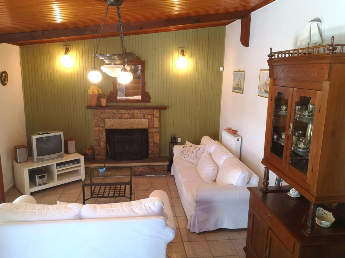 Villa Lena Entire Cottage Kalamaki  Eksteriør bilde